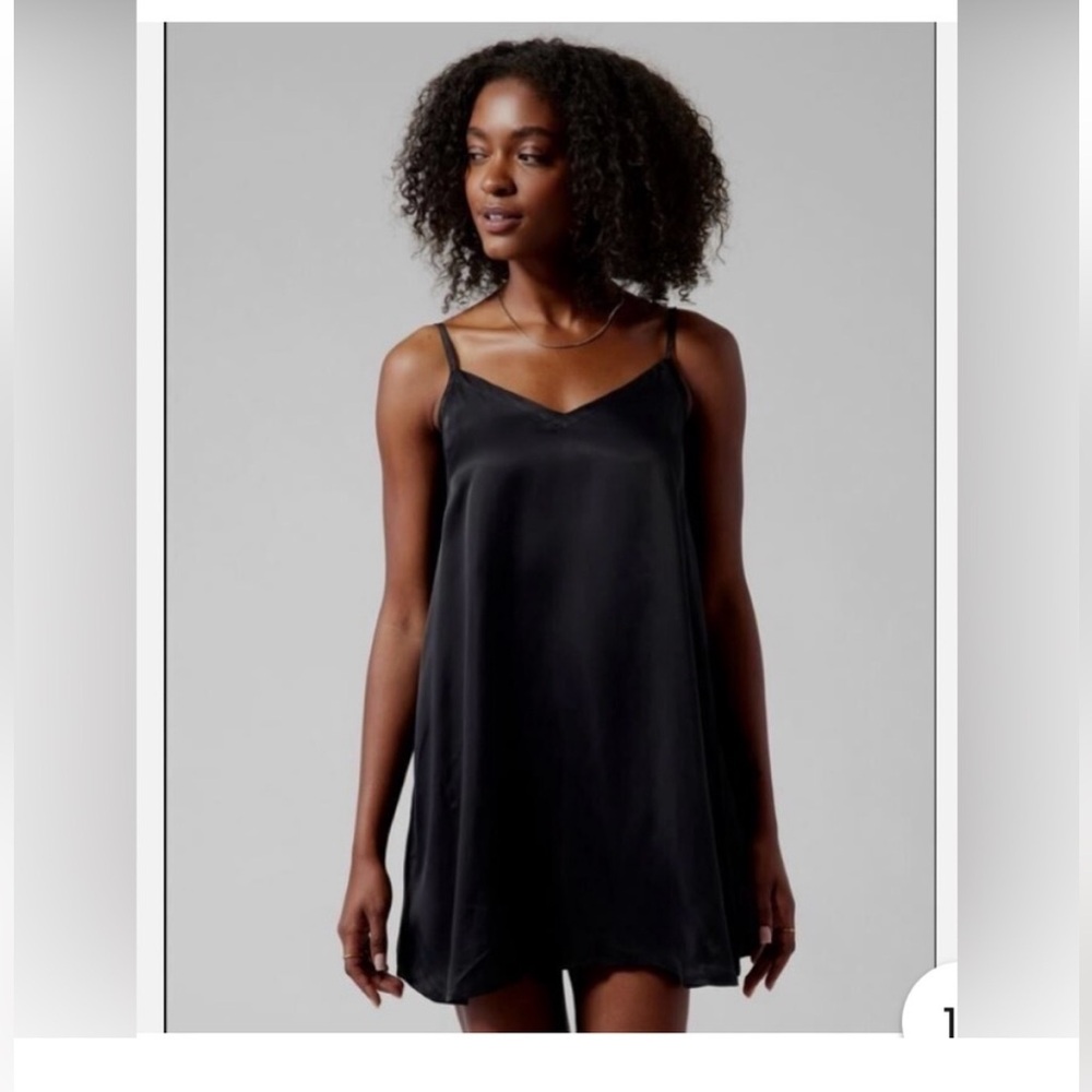 NWT Athleta  Blsck Calm and Cool Slip Dress Sz Medium 
Sleep/ Loungewear